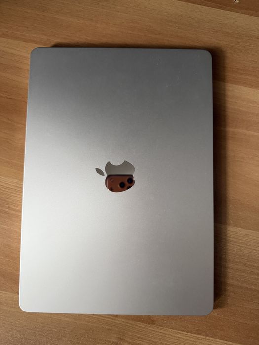 Macbook air m2 8/256