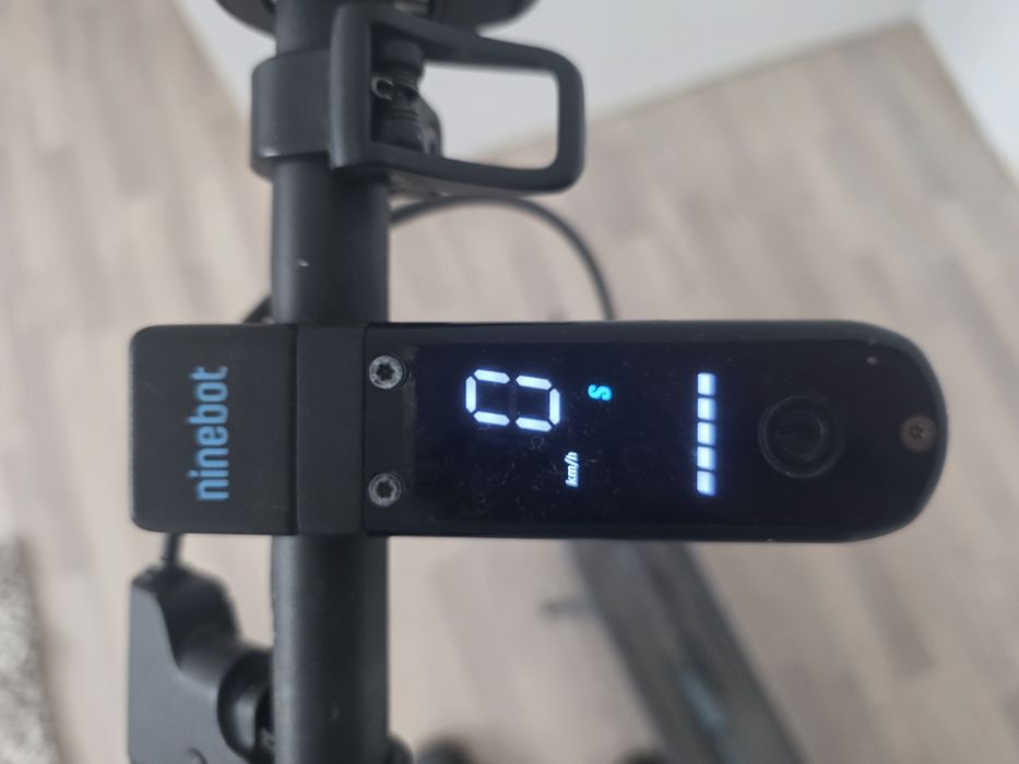 Hulajnoga elektryczna Segway Ninebot G30D II 350W 65km
