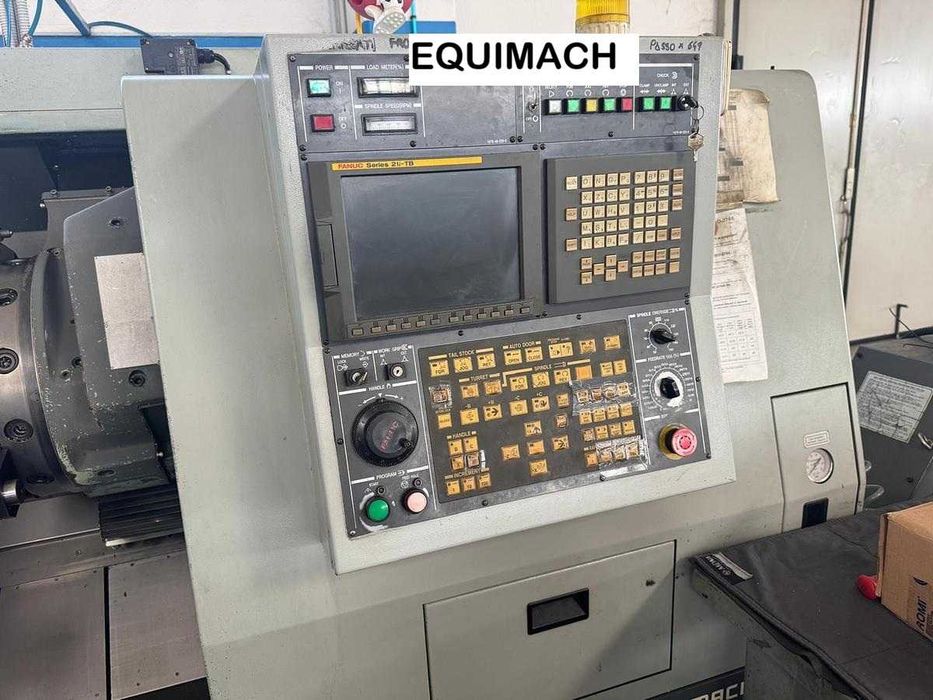 Torno CNC Hyundai 2 árvores e Ferramentas motorizadas