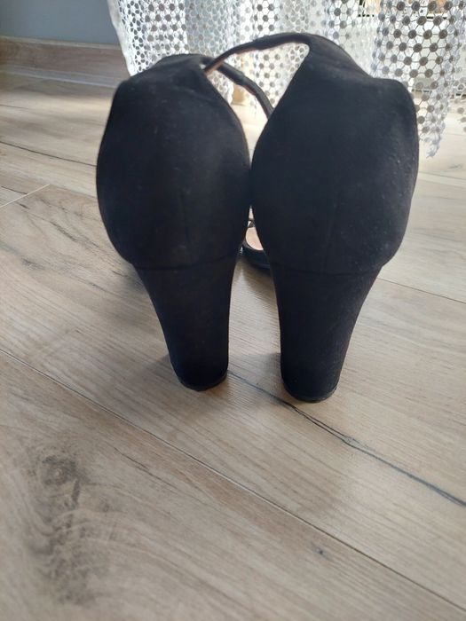 Sandaly welurowe 41