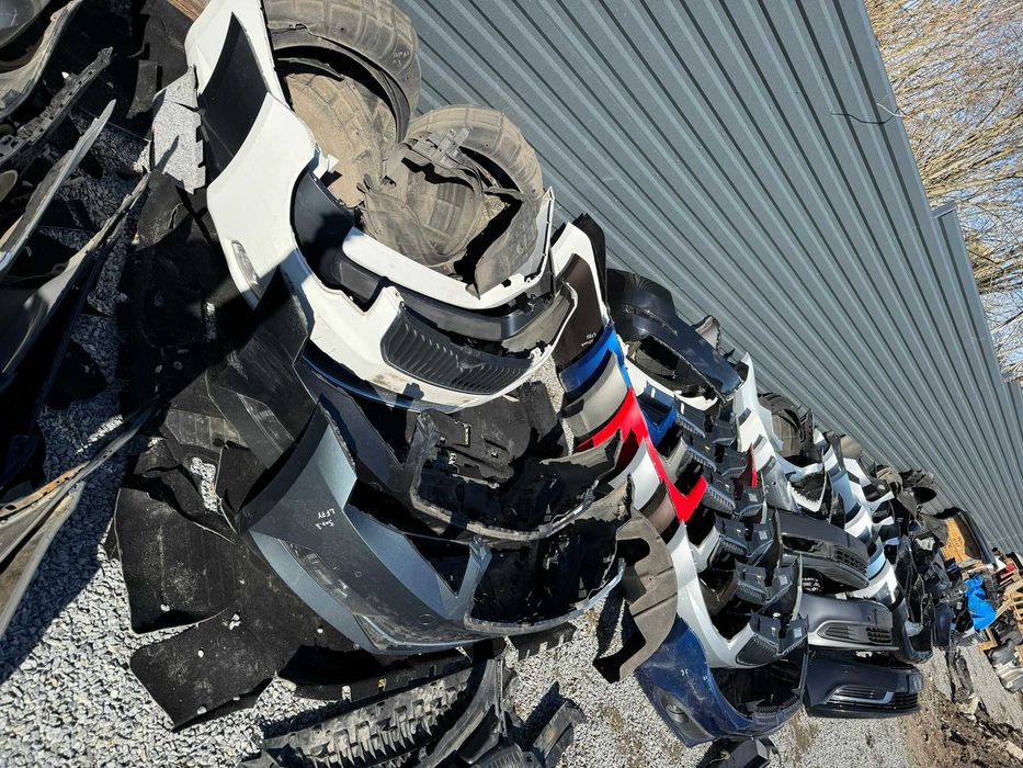 Бампер передній задній Passat b7 b8 cc Tiguan 1 2 Touareg nf fl Golf 7