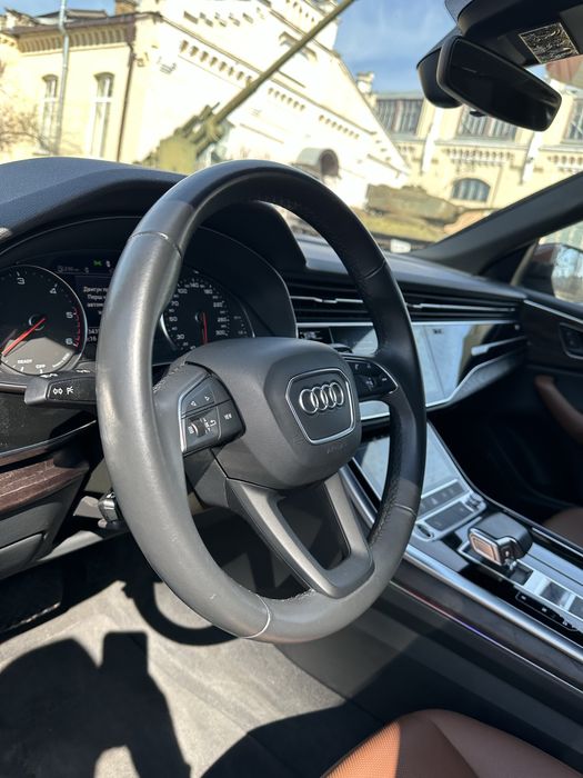AUDI Q8 3.0 D 2021 офіц.