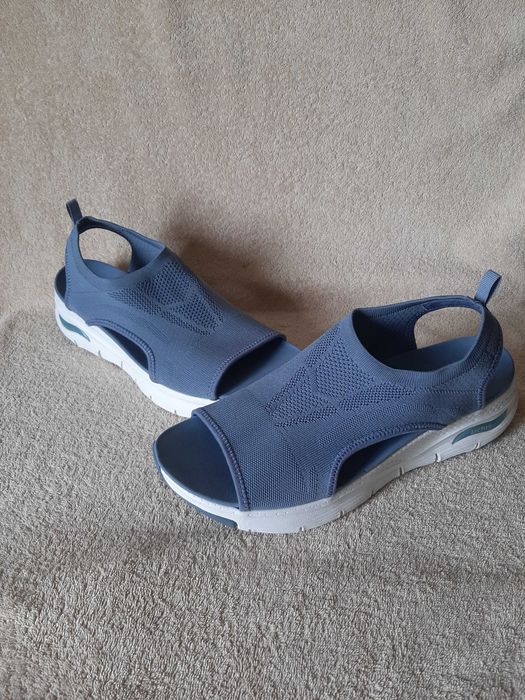 Skechers Босоніжки City Catch р.41устілка 28см