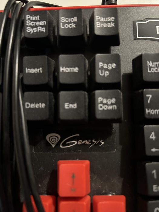 Klawiatura komputerowa Genesis czerwona czarna