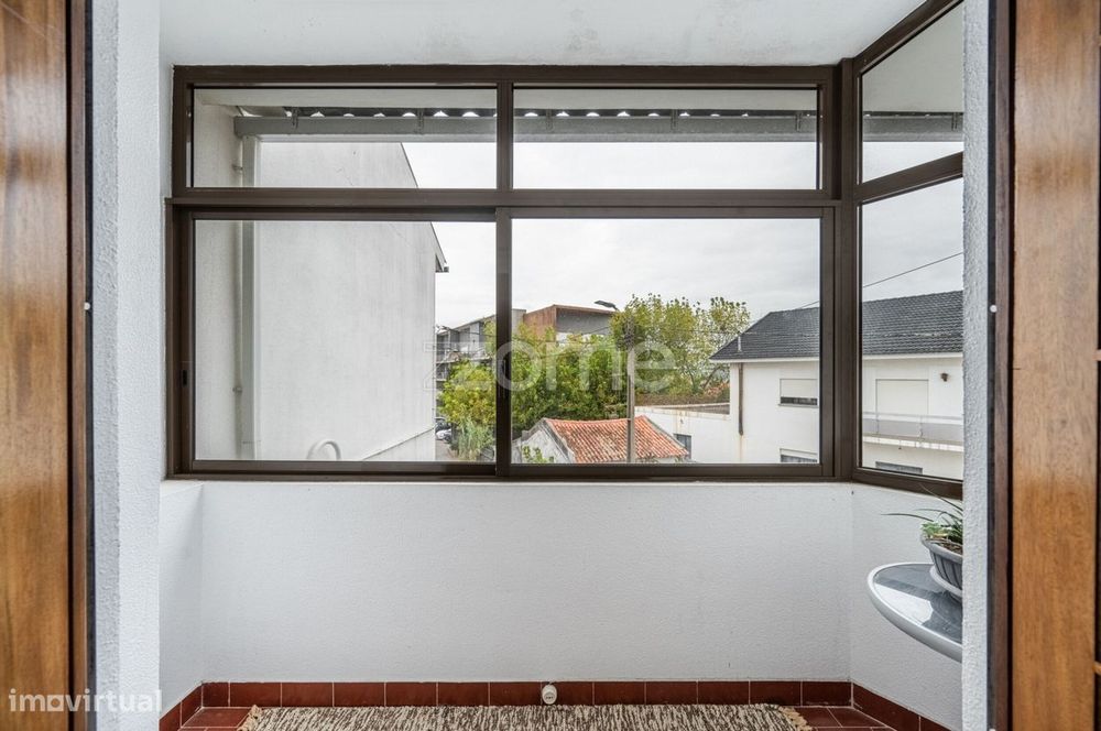 Moradia Gaveto T3 em Darque