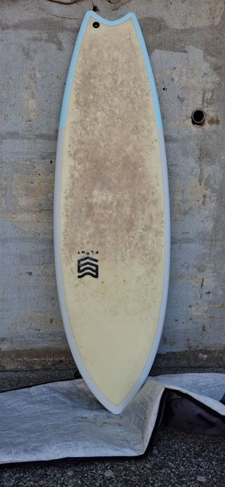 Surfboards flowt magnet fish 6'0 38l