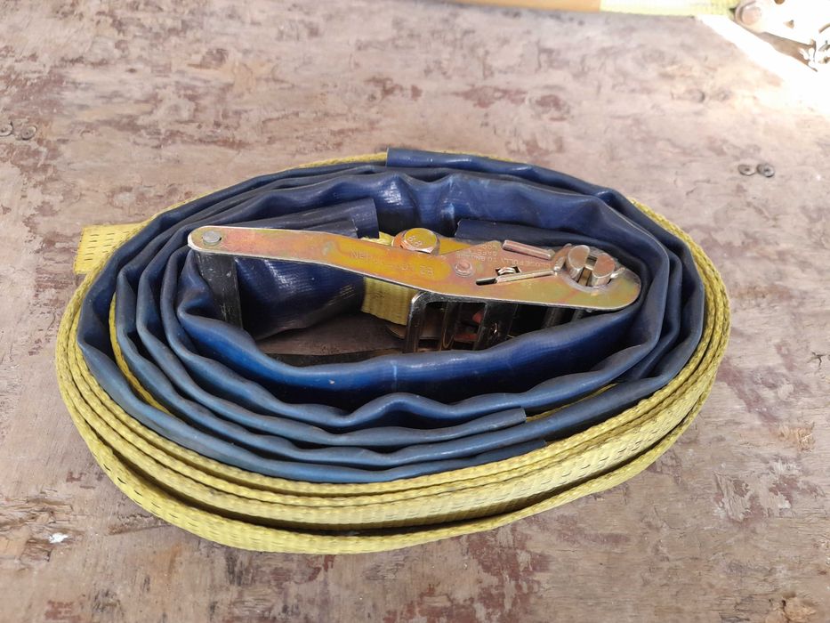 Cintas para camião ou trator