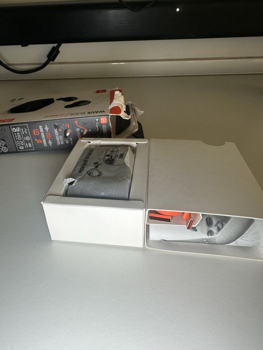 Auricular JBL W buds