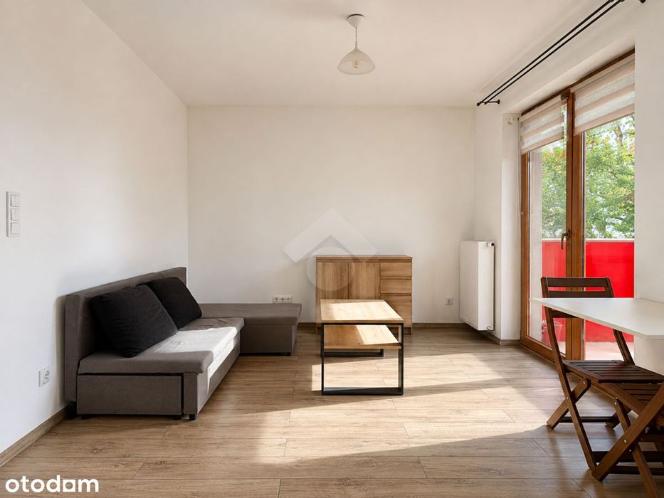 Kraków – Czyżyny – Nowoczesne studio z widokiem na zieleń