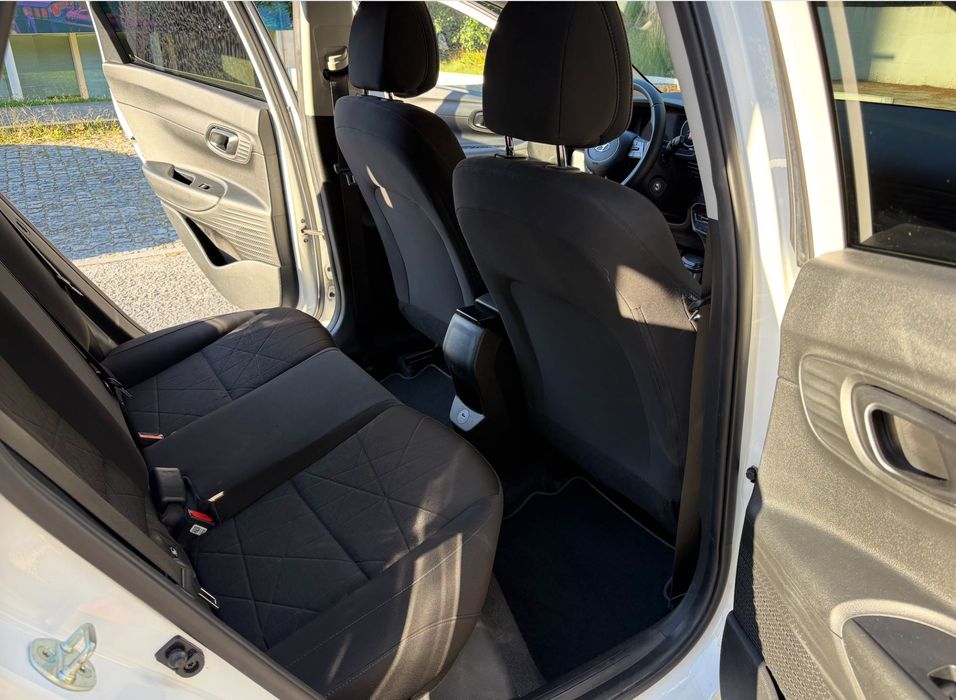 Hyundai Bayon 1.0 T-GDi DCT Premium / Automático / Excelente Estado