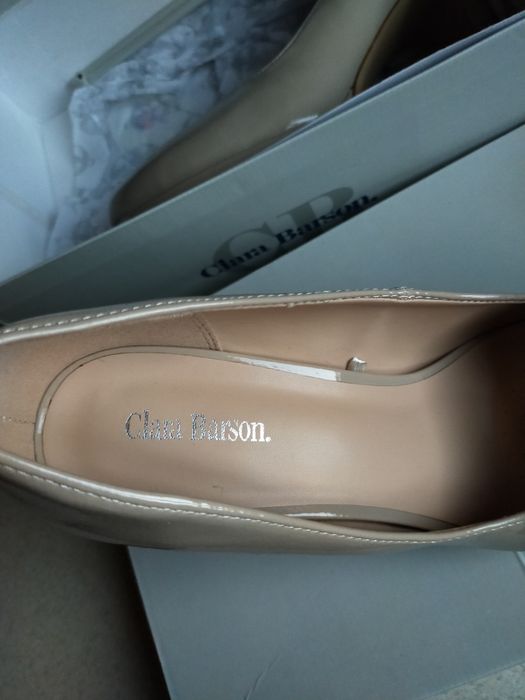 Czółenka  szpilki Clara Barson 39 nowe