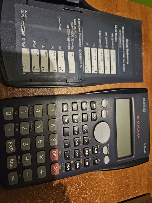 Kalkulator naukowy Casio FX-82MS