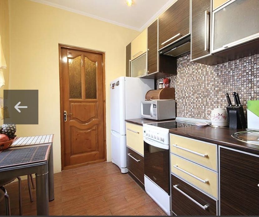 Здається житло село Плав'я