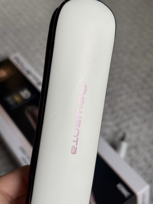 Prostownica Rowenta 3D Volume Booster Ionic