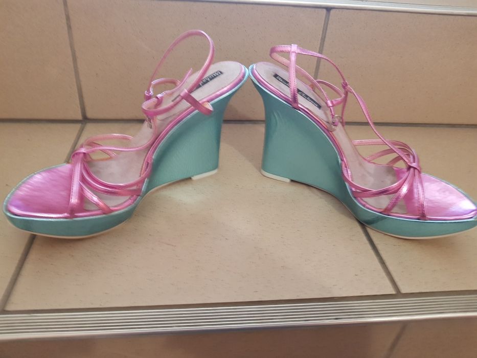 Buty unikalne nowe