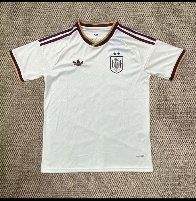 Tshirt Espanha (2 Stars)
I will only ship it in about 2-3 weeks.
