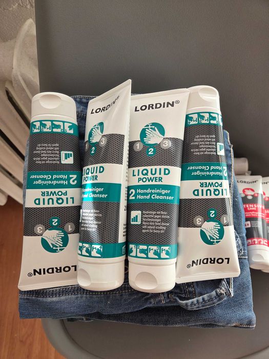 4 razy Pasta Lordin na silnie zabrudzone ręce