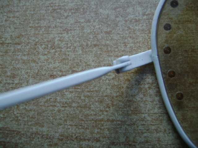 Starocie z PRL - Okulary damskie przeciwsłoneczne 400UV rozstaw 14 cm