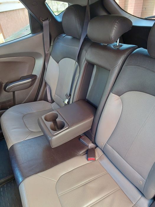 Hyundai Tucson 2012 Limited 2.4L Автомат