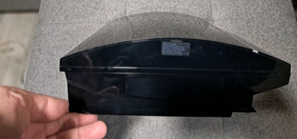 PS3 Fat lacrada com 31 dias de uso