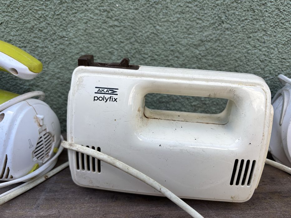 Trzy miksery elektryczne PRl
