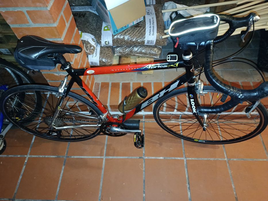 Bicicleta de Estrada BH Aprica