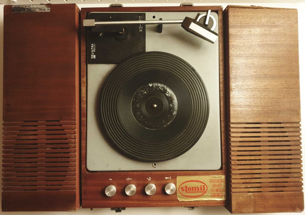 Gramofon Unitra Fonica WG-581F z Głośnikami