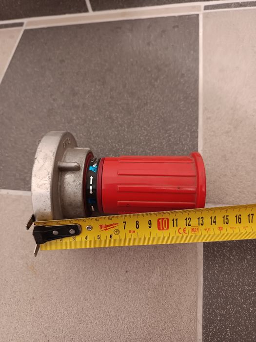 Prądownica hydrantowa 52