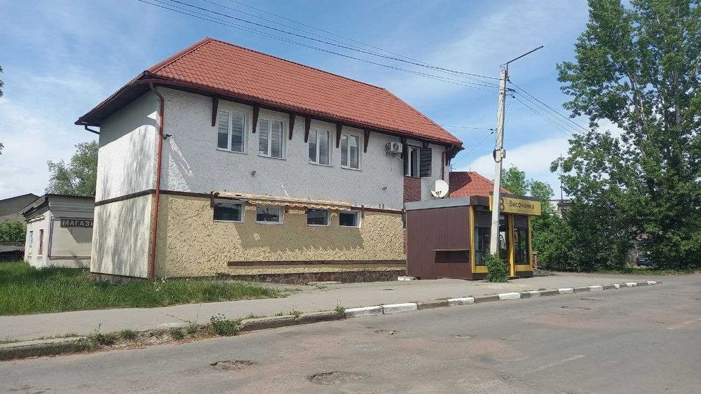 Комерція з ремонтом та комунікаціями, 172м2