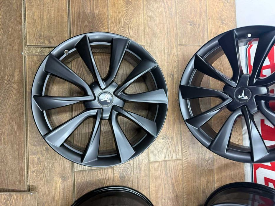 Оригінальні диски 20 5.114.3 Tesla Model 3! G-Felgen