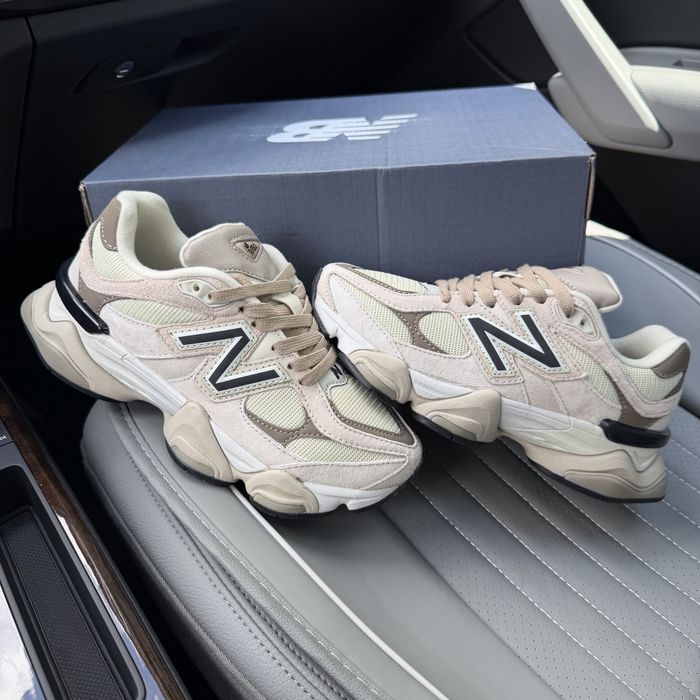 Жіночі кросівки нюбеланс бежеві замша  New Balance 9060 beige