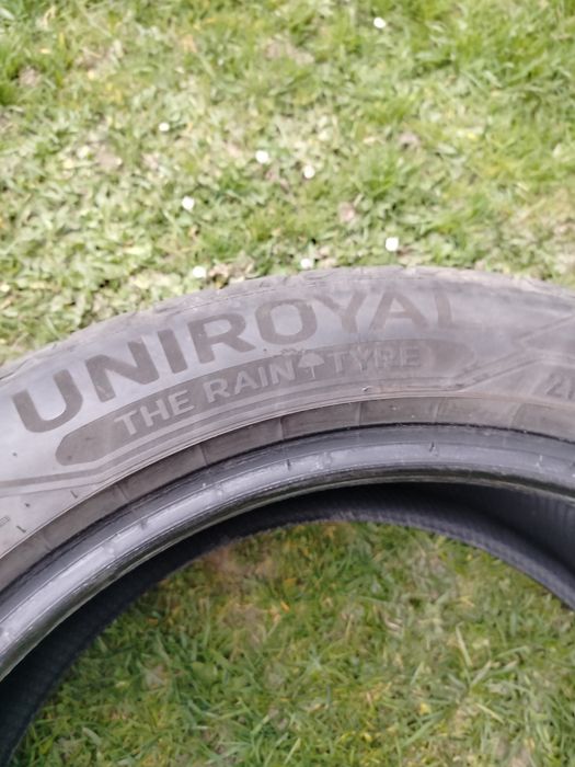 Opony letnie Uniroyal 215/50/17 cena za parę.