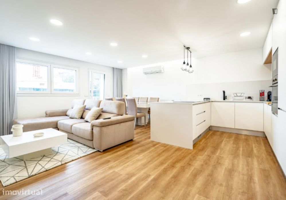 3-Bedroom Apartment Located in Baixa Coimbra