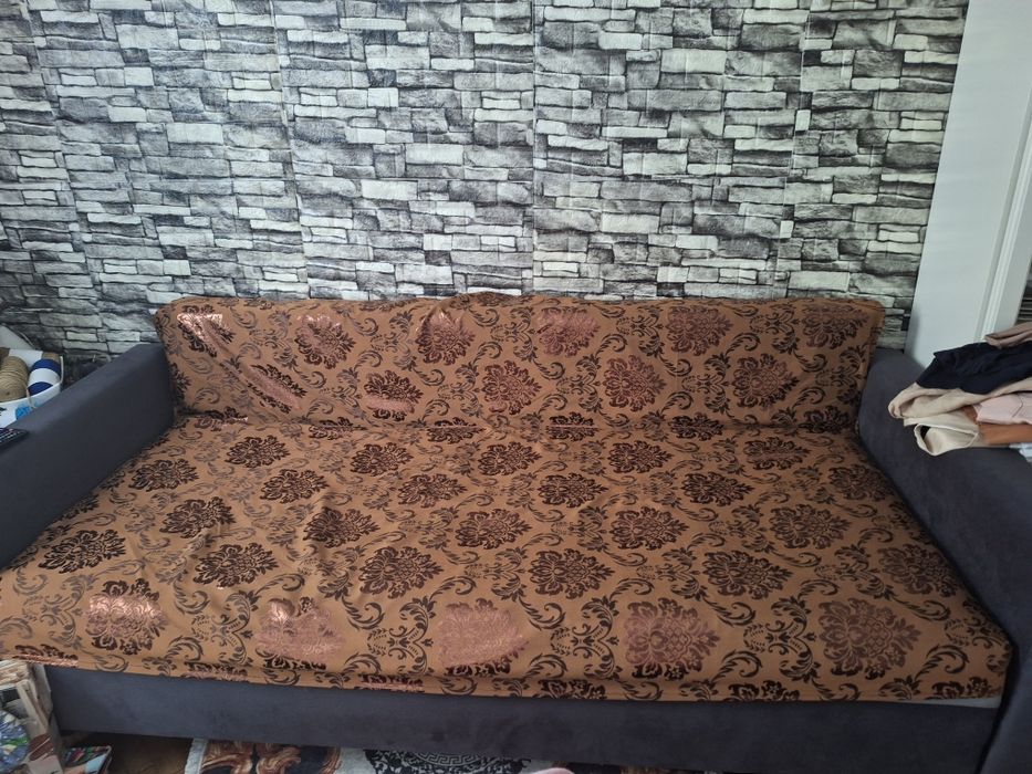 Narzuta na wersalkę lub sofę