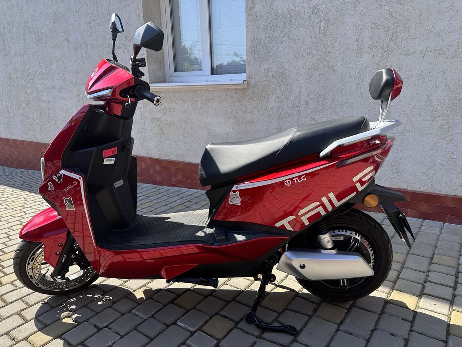 TLG Leopard (Red)