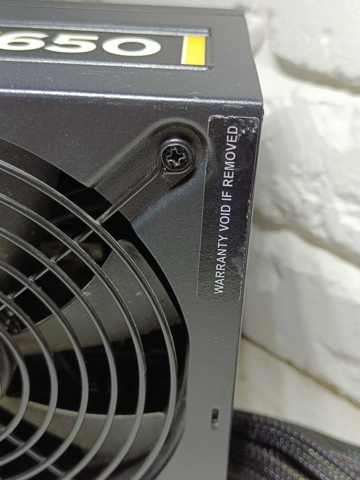 Блок живлення CORSAIR TX650W 80 PLUS BRONZE 8+8 GPU 8pin CPU пломба