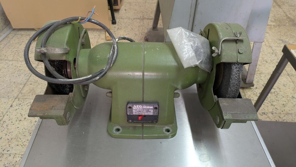 Esmeril AEG DW SL 200/500A 500W Esmerilador