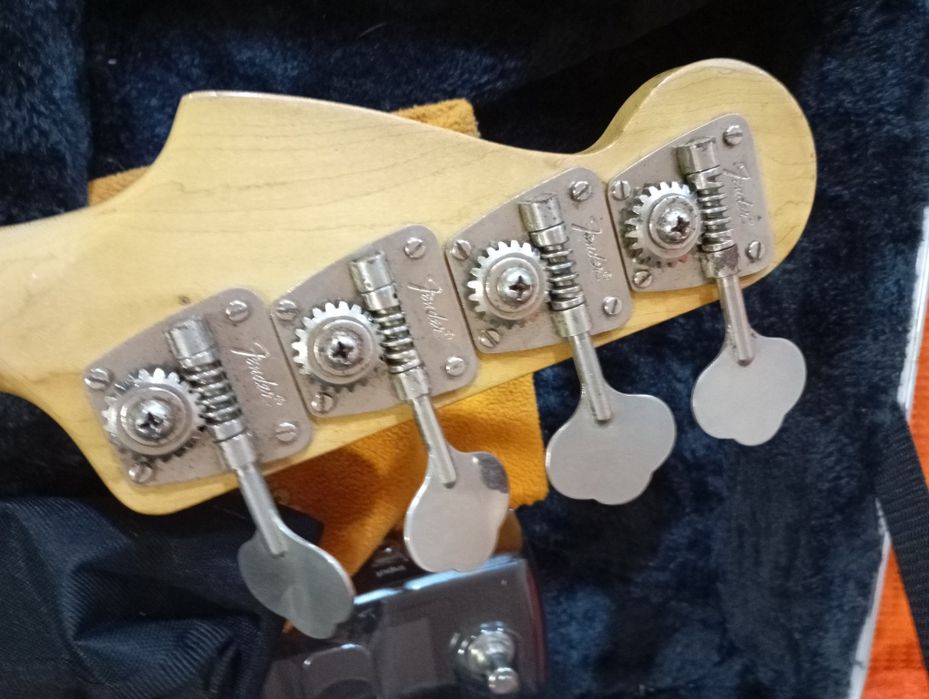 Fender Precision bass Vendo viola baixo