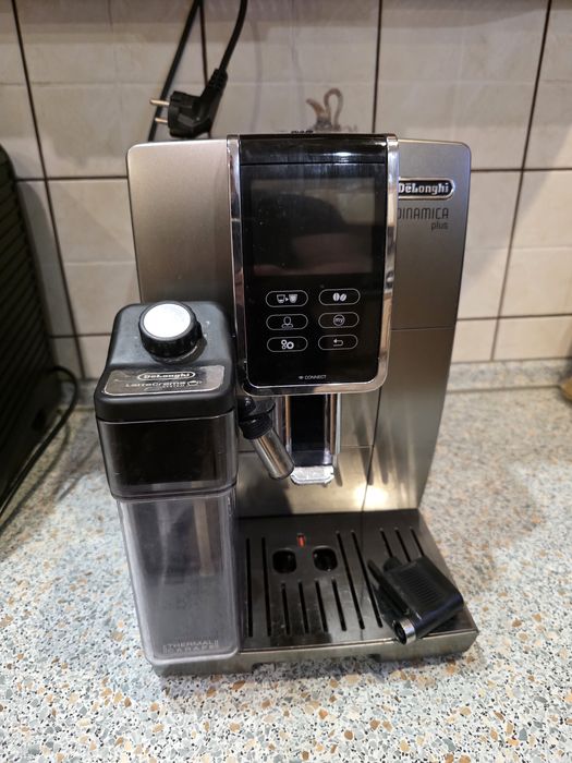 Кавомашина Delongi Dinamica Pluss