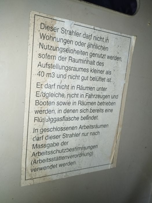 газовий обігрівач з балоном