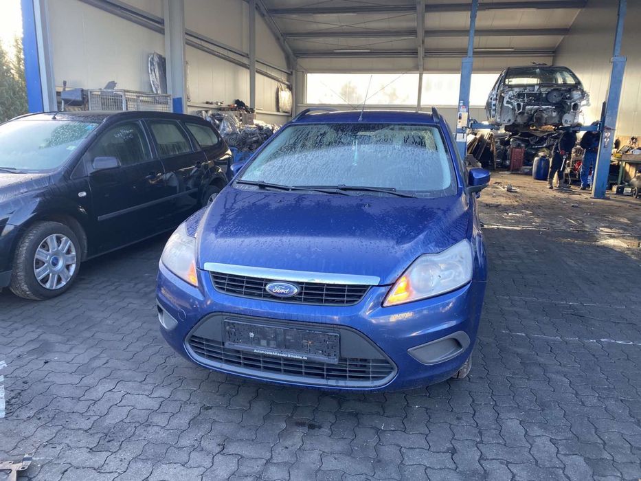 Форд Фокус 2 Розборка Ford Focus 2 бампер капот двері Авторозборка MK2 Автозапчастини Мотор Двигун Дверь Ляда Фари