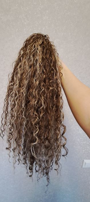 Накладне волосся.На крабику