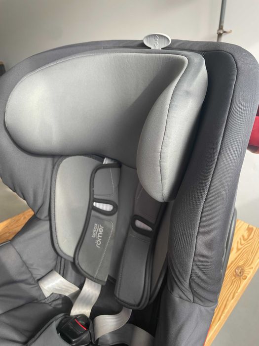 Автокрісло Britax Römer KING II LS Black Series Storm Grey у доброму стані
