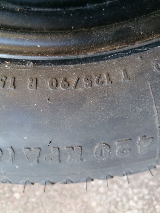 Pneu suplente Continental T 125 /90 /R 15