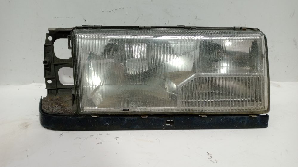Ótica / farol direita VOLVO 960 (964)