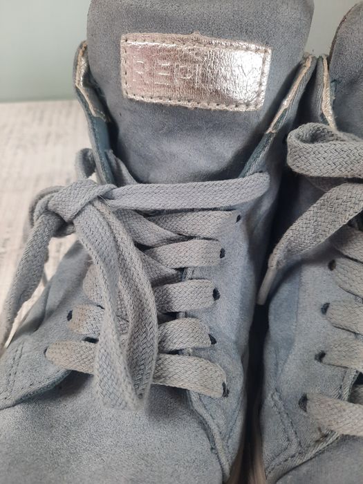 Zamszowe buty sportowe Replay