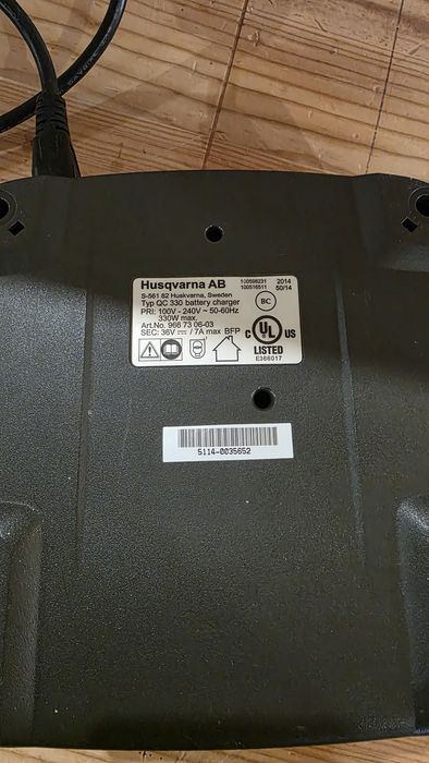 Husqvarna 540i XP Акумуляторна ланцюгова пилка з акумулятором і З/У