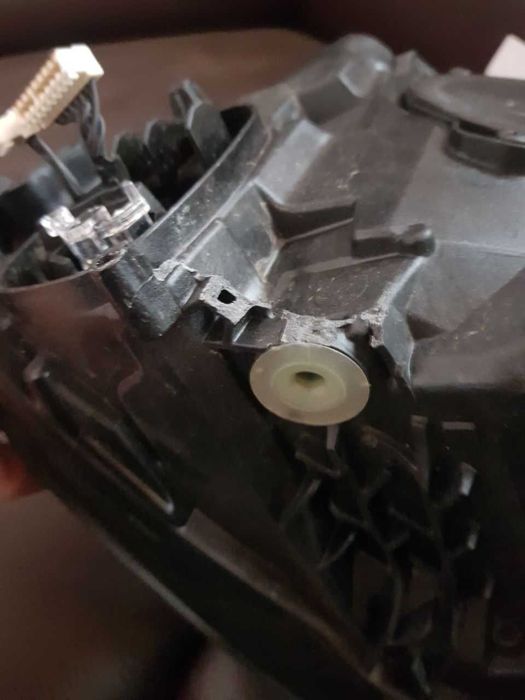 фари бмв x5 f15 лазер права і ліва дефект під відновлення без блочків