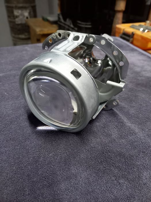 Лінза ліва нісан кашкай j10