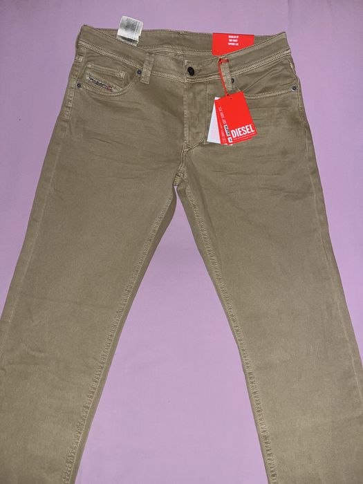 Wyprzedaż spodnie męskie Diesel.